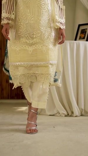 Off-white Kurta Set for Women