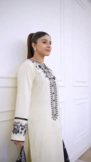 Off-white Kurta Set for Women
