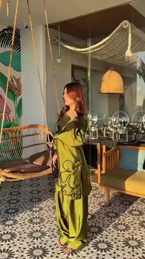 Olive green Kurta Set for Women