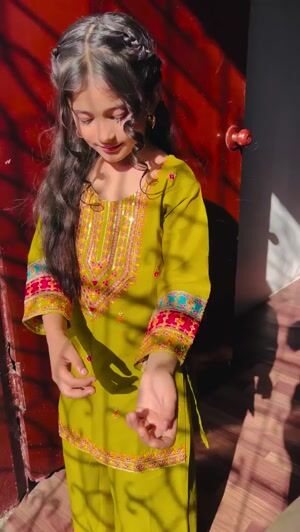 Olive green Kurta Set for Girl
