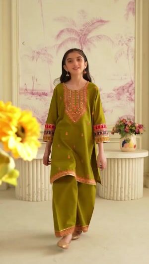 Olive green Kurta Set for Girl
