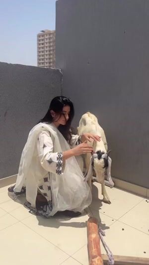 Off-white Kurta Set for Women
