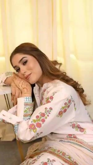 Pearl white Kurta Set for Women