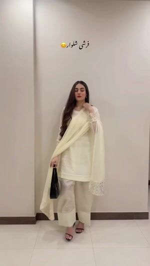 Off-white Kurta Set for Women