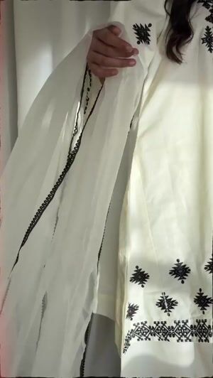 Off-white Kurta Set for Women