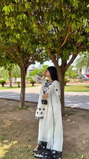 Off-white Kurta Set for Women