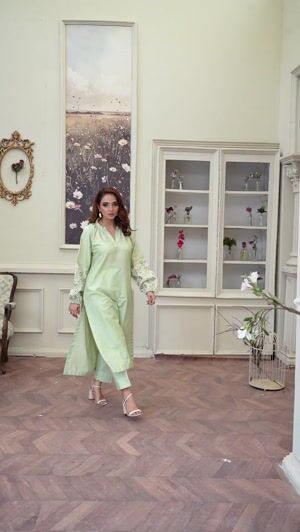 Pistachio green Kurta Set for Women