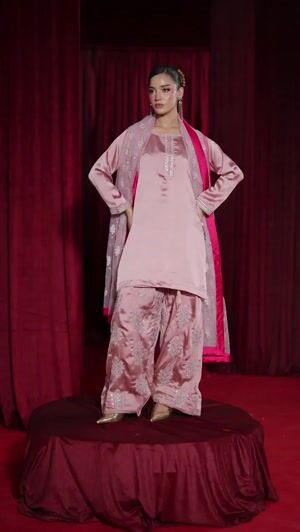 Baby pink Kurta Set for Women