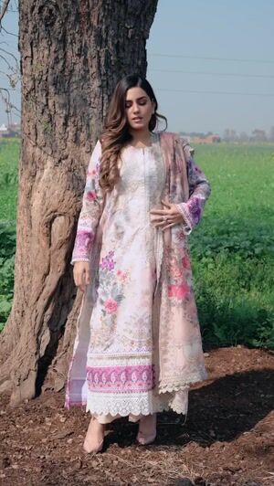 Off-white Kurta Set for Women