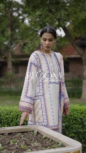 Off-white Kurta Set for Women