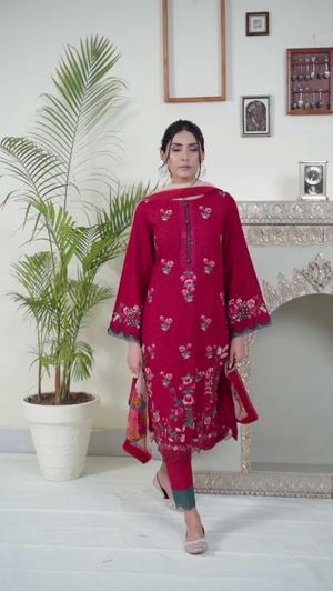 Red Kurta Set for Women