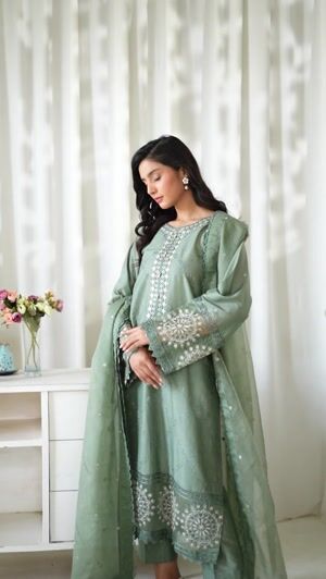 Sage green Kurta Set for Women