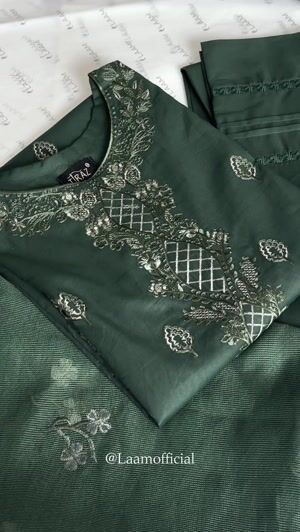 Bottle green Kurta Set for Women